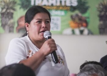 Entregan herramientas tecnológicas para tratamiento de residuos sólidos a campesinos en Icononzo  