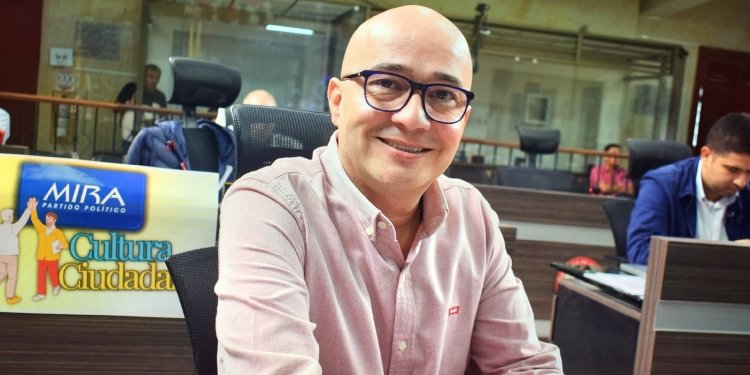 Denuncia de Jorge Bolívar continúa en la Fiscalía y el concejal se habría equivocado al solicitar el proceso