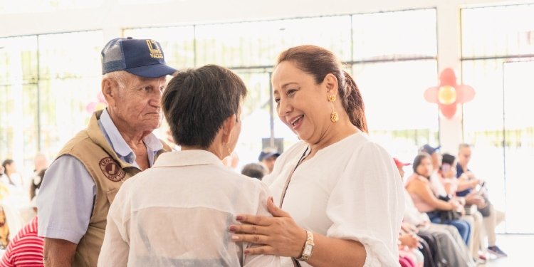 Música en vivo, premios y felicidad, la Lotería del Tolima agradece a sus loteros con una gran fiesta navideña