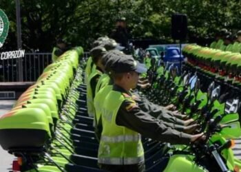 Entregarán equipos tecnológicos a la Policía y el Ejército para fin de año