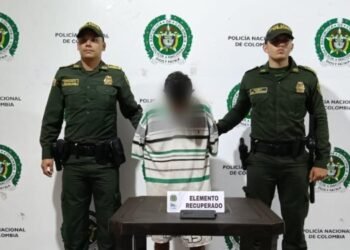 ‘Raponeo’ el celular de una mujer en el semáforo del barrio Yuldaima