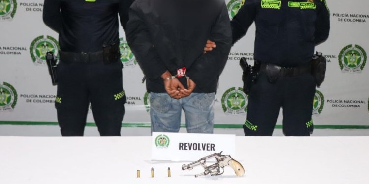 Hombre fue capturado con un arma de fuego en zona rural de Ibagué