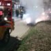 Moto fue quemada y vehículo se incendió en el barrio Santa Helena