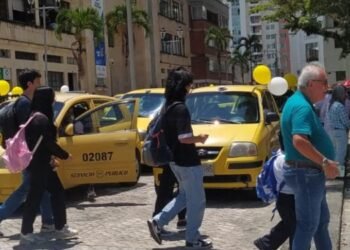 Propietarios de taxis siguen exigiendo legalidad en el transporte en Ibagué