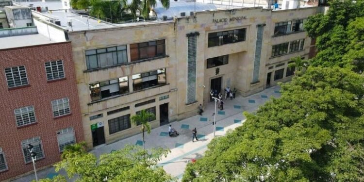 Este viernes funcionarios de la Alcaldía laborarán hasta la 1:00 de la tarde