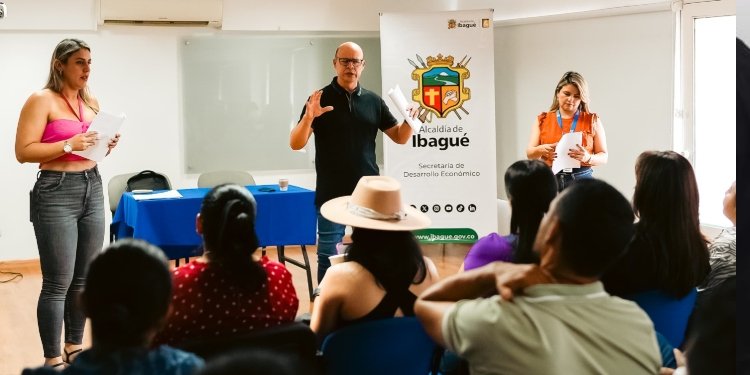 Empresarios de Ibagué recibieron 200 registros mercantiles gratuitos