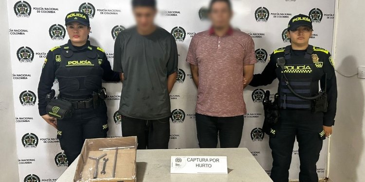 Dos hombres fueron capturados señalados de intentar hurtar un vehículo