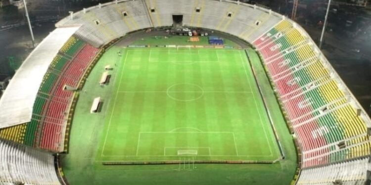 Le madrugaron al mantenimiento del gramado en estadio Murillo Toro para Copa Libertadores