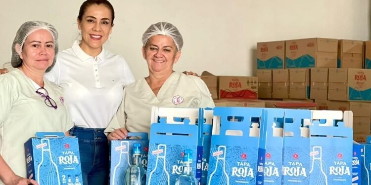 Gerente de la Fábrica de Licores del Tolima asume como presidenta de la Asociación Colombiana de Industrias Licoreras 