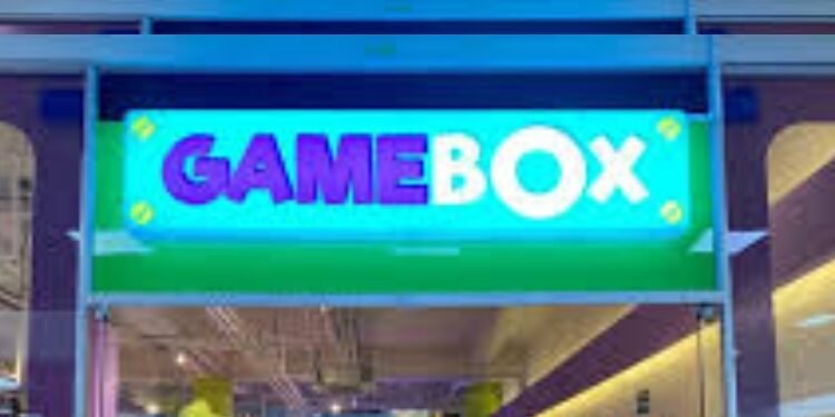 Médicos le salvan la mano a menor que por poco la pierde por un ventilador en una zona de pelotas