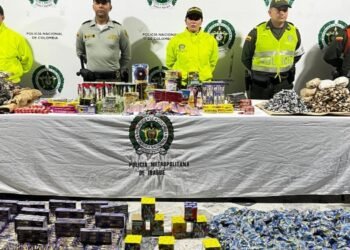 Autoridades en Ibagué se incautaron de más de 192 kilos de pólvora en la plaza de la 21