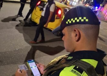 Autoridades capturaron a 11 personas e incautaron 160 armas blancas durante los operativos el fin de semana en Ibagué