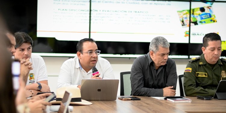 En la temporada decembrina, la Alcaldía desplegará 88 agentes de tránsito y 17 reguladores