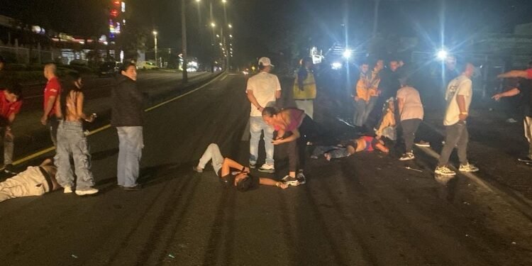 Conductor en estado de embriaguez, arrolló a seis peatones frente al bar Estancomodos
