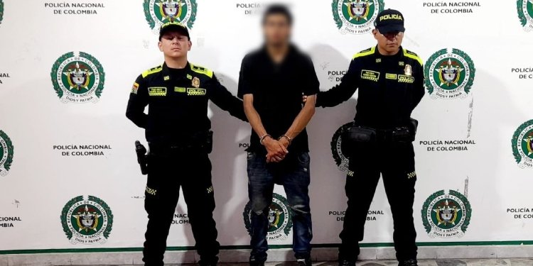 Capturado sujeto señalado de hurtar un celular a una persona en el centro de Ibagué