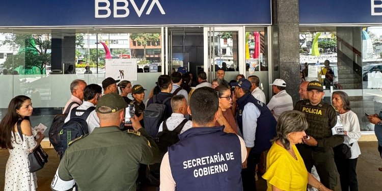 Las autoridades adelantan campaña preventiva contra delitos bancarios  en temporada decembrina