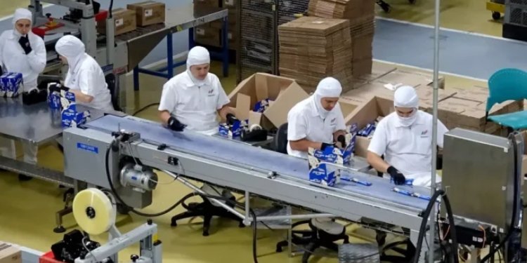 Colombia avanza hacia una jornada laboral de 44 horas semanales en 2025