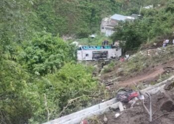 Tragedia en la vía Ipiales – Pasto: Más de 14 muertos y varios de heridos tras caída de ubs al abismo