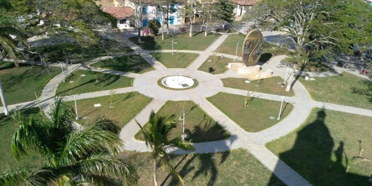 En Alpujarra inició el recorrido de ejecución de obras en el Tolima para este 2025