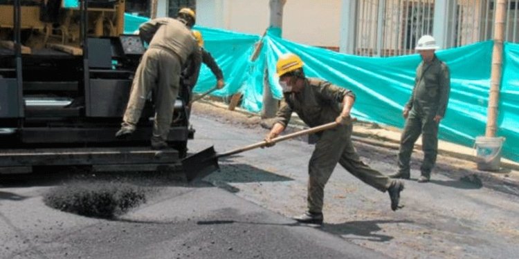 En la Administración Municipal buscarán que privados de la libertad puedan apoyar labores de pavimentación de vías en Ibagué