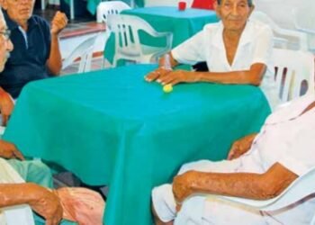 Ponen al servicio comedor comunitario para los abuelos en el Guamo