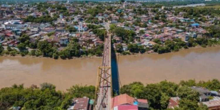 Buscan pescador desaparecido en Flandes