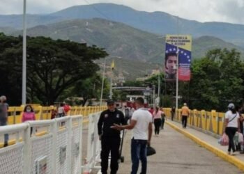 Reabren frontera entre Colombia y Venezuela tras cierre de 72 horas