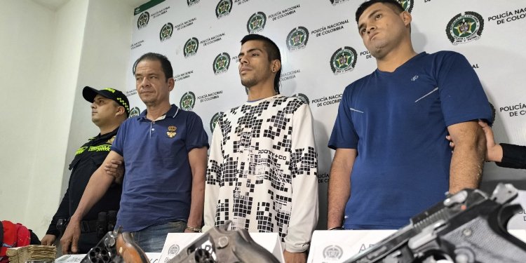 Tres sujetos fueron capturados con arma de fuego cuando huían del corregimiento San Juan de La China