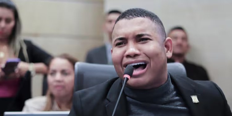 Miguel Polo Polo Anuncia Renuncia a su Curul y planes presidenciales para 2026