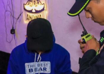 10 personas capturadas, dos armas de fuego y 158 armas blancas incautadas, dejaron los operativos durante el puente de reyes