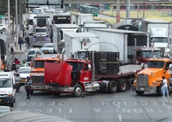 Camioneros en Colombia: Gremio denuncia incumplimiento del Gobierno y anuncian paro este 6 de Reyes
