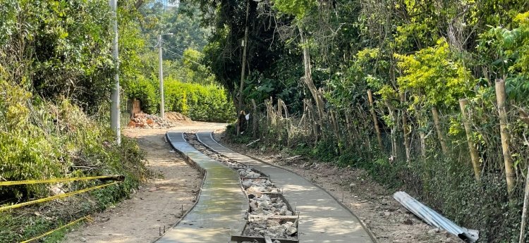 Más de 2.000 metros lineales de placa huella se construirá en zona rural de Ibagué