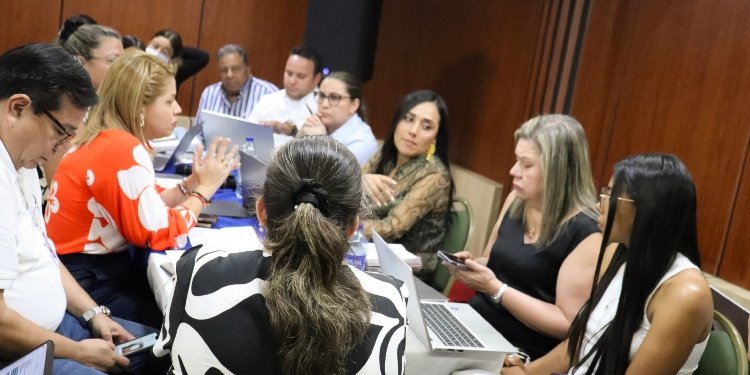 Secretaría de Salud logra acorde de pagos de EPS intervenida con el departamento del Tolima