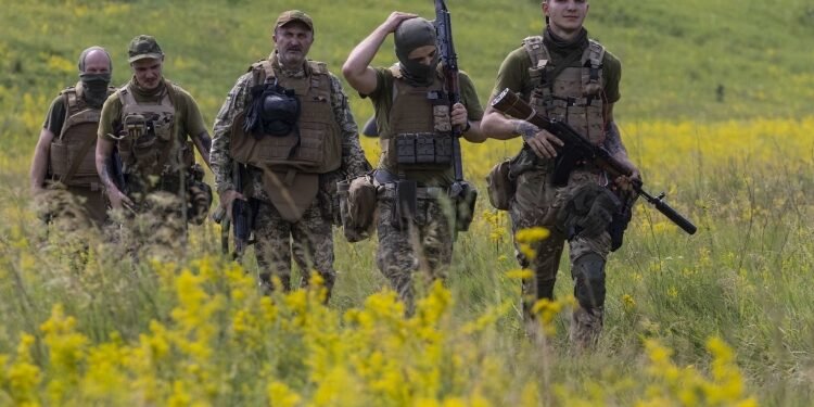 Rusia anunció la captura de presunto mercenario colombiano en combates en Ucrania