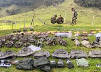Ejército entrega detalles de la incautación de material de guerra en el sur del Tolima