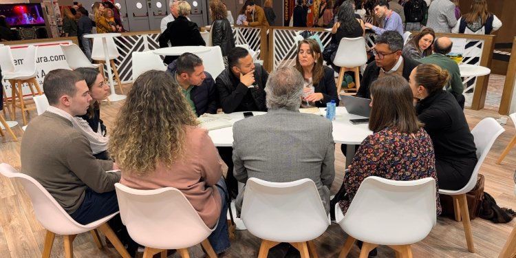 Tolima realiza acercamientos para fortalecer agroturismo en FITUR