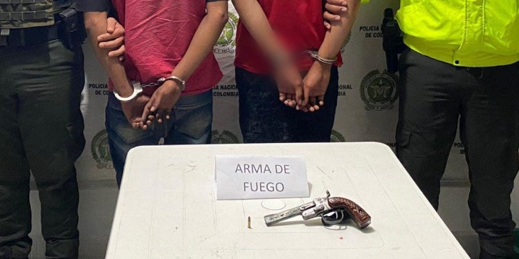 Dos personas detenidas con una pistola artesanal en Rioblanco 