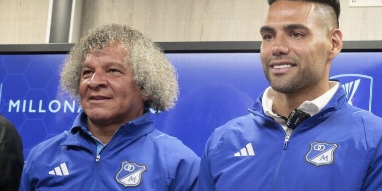 El “Profe Gamero” se despide de la Casa Embajadora