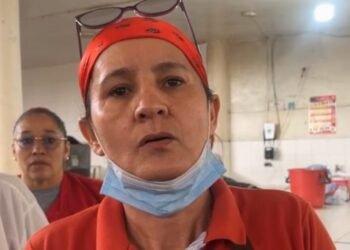 Angustia entre los comerciantes de la Plaza de La 21 por el desmedido cobro de Alcanos