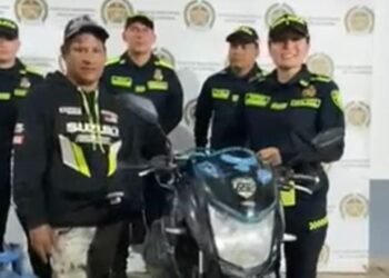 Autoridades en Chaparral recuperan motocicleta robada en la vía Calarma 