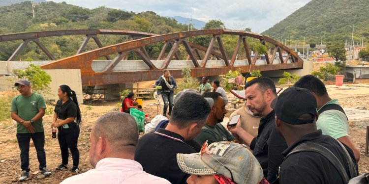 Gobernación del Tolima acompaña acercamientos entre los firmantes de paz y el Gobierno Nacional 