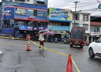 Ibal continúa en la reparación de red matriz del acueducto en el barrio El Carmen