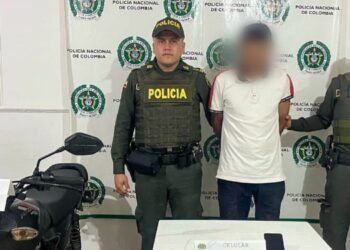 Detenido sujeto que andaba en moto hurtada y tenía en su poder un celular robado
