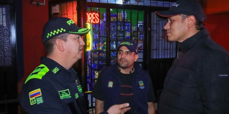 En operativos durante el fin de semana, la Policía de Ibagué capturó a 14 personas y se incautó de 266 armas blancas