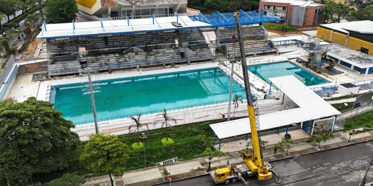 Las piscinas de la calle 42 contarán con más de 200 luminarias para eventos nocturnos