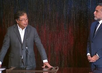 Fiscalía llama a Armando Benedetti a testificar en juicio contra Nicolás Petro por presunta financiación irregular