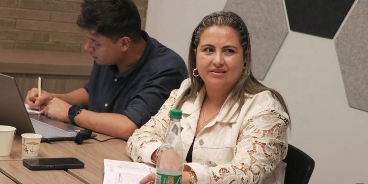 Por presuntas irregularidades en nombramientos, la Procuraduría formuló cargos a la alcaldesa de Santa Isabel