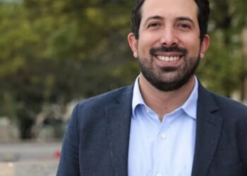 Diego Guevara renuncia como Ministro de Hacienda tras desacuerdos con el presidente Petro