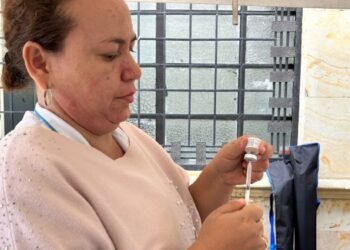 La Administración Municipal hace un llamado a los padres para que vacunen a sus  hijos contra la fiebre amarilla en Ibagué