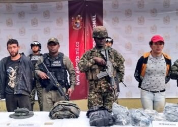 Madre de presuntos disidentes capturados en Rovira, asegura que sus hijos son campesinos que viven de trabajar la tierra